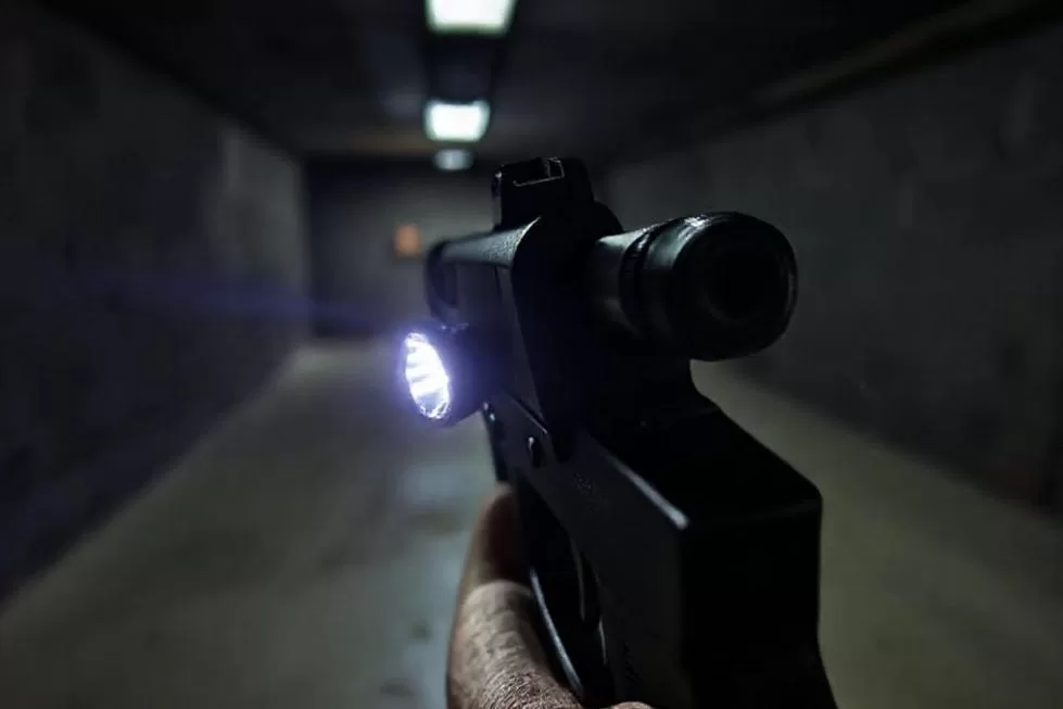 Entendendo a Necessidade de uma Lanterna para Pistola