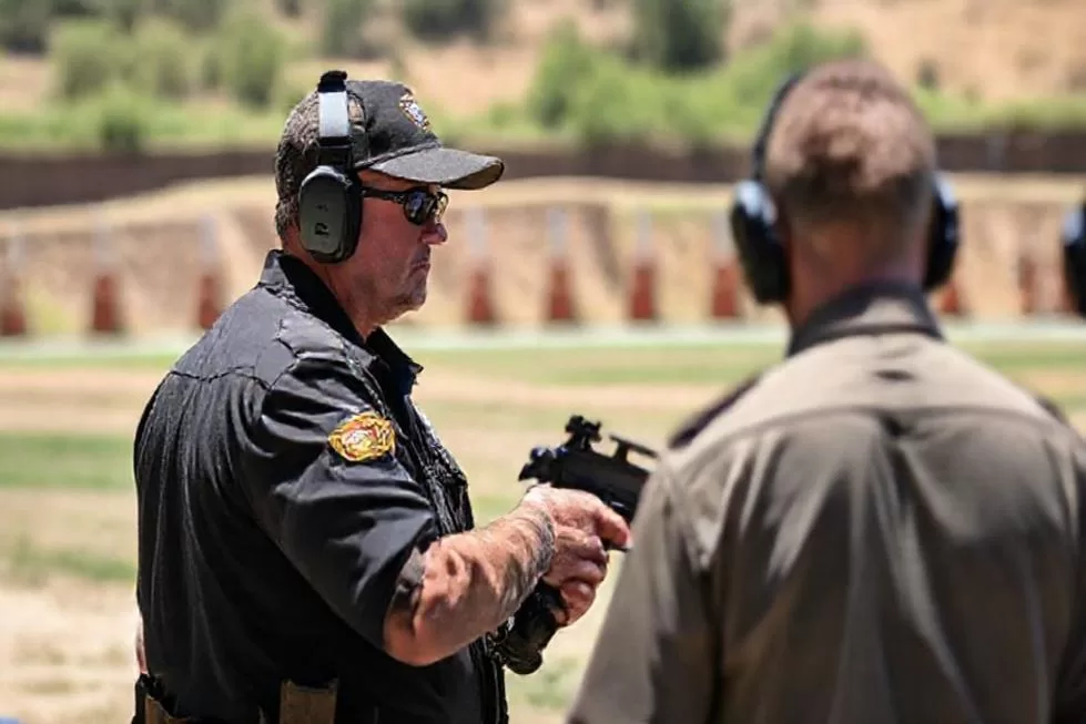 O Que é um Range Officer e Suas Funções