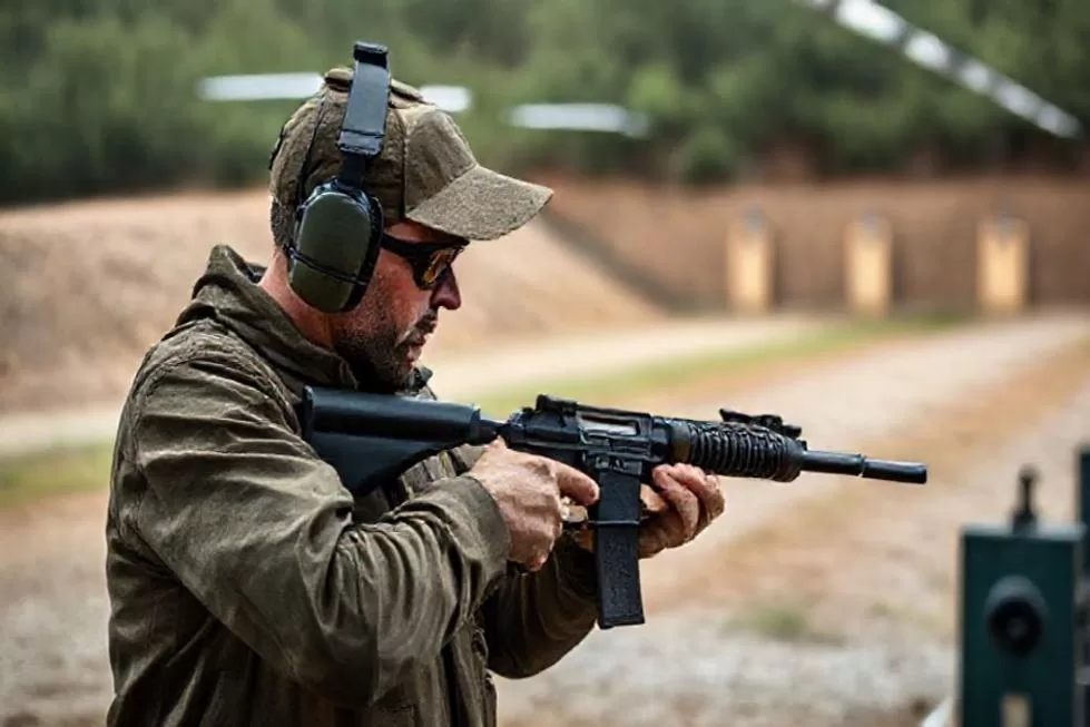 Domine a Recarga Rápida: Como Utilizar Speedloaders em Revólveres como um Profissional